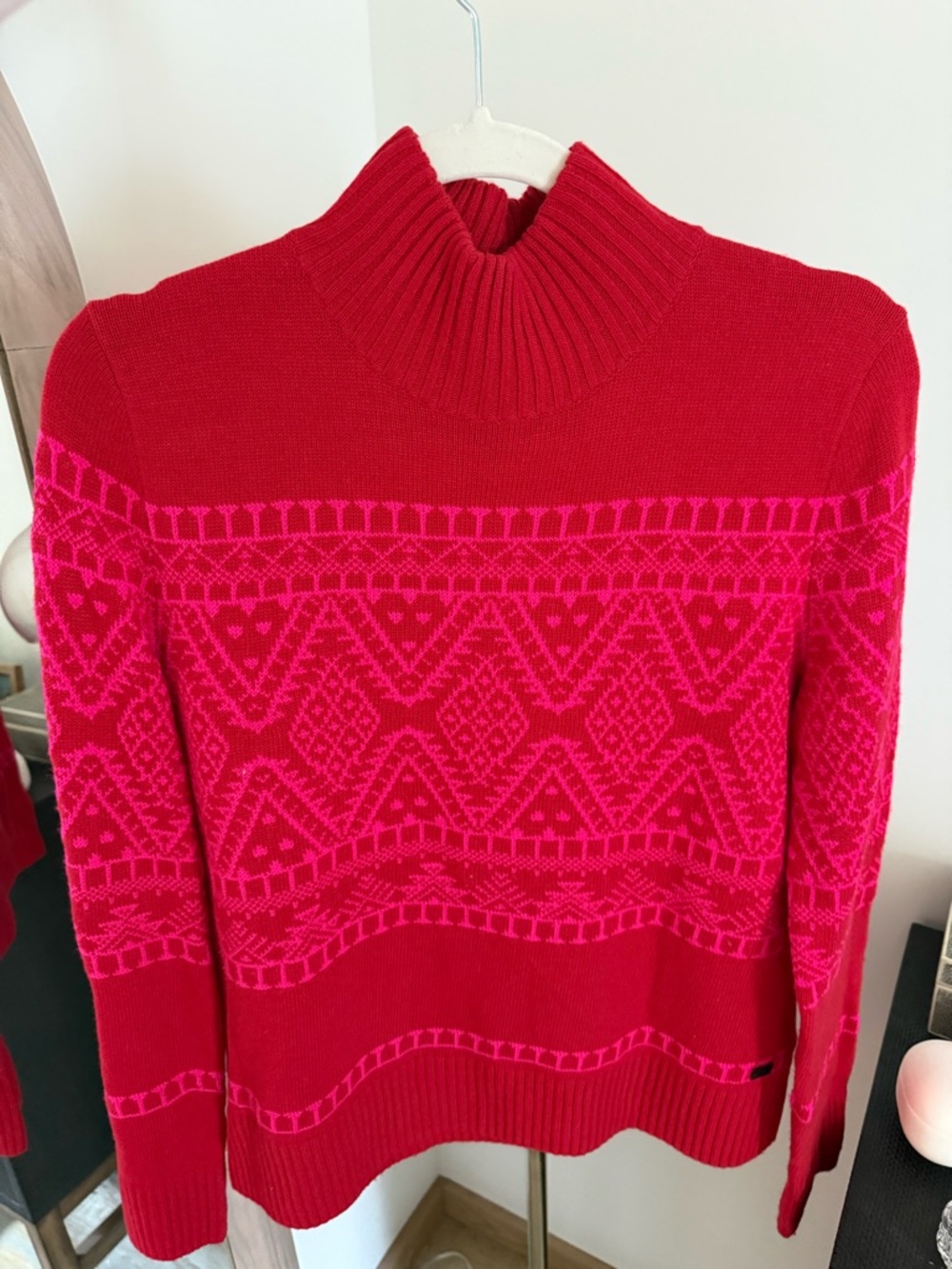 Bogner Fire + Ice Red and Hot Pink Patterned Turtleneck Sweater